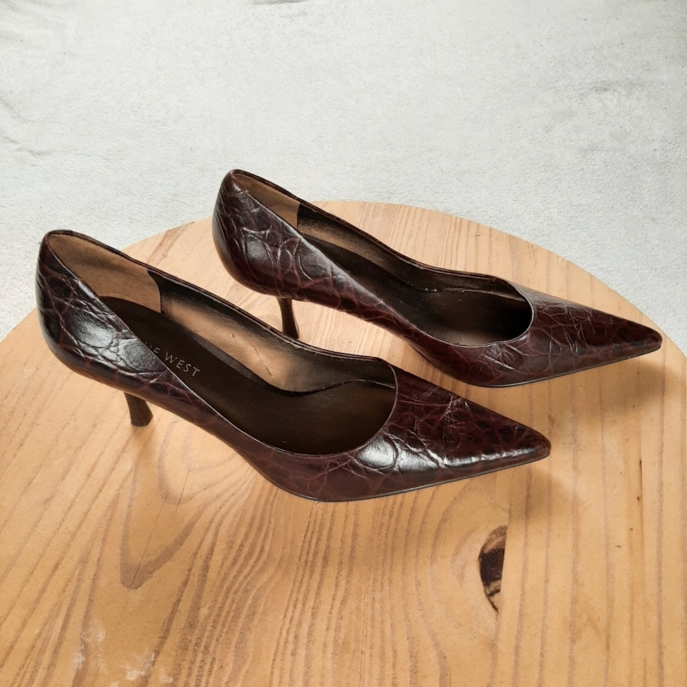 Nine West Alligator print Heels Size 7 1/2